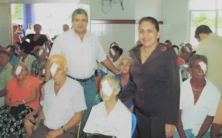 Odileida Sampaio acompanhando pacientes atendidos pela campanha de cirurgias eletivas em Altamira