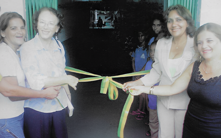 dileida Sampaio na inauguração da Escola Rui Barbosa após reforma em Altamira