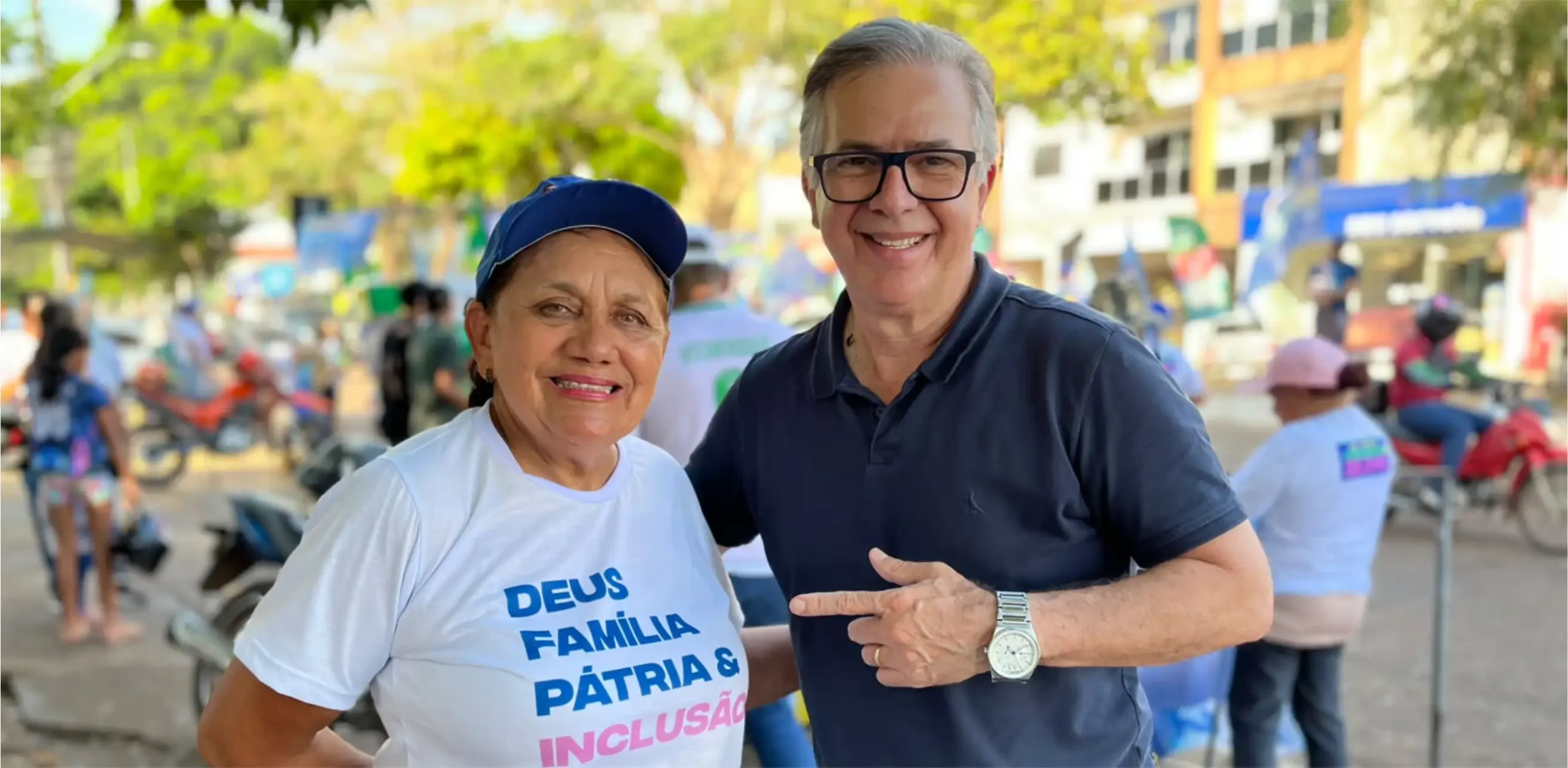 mobilização “Fora Lula!”, realizada diariamente no semáforo da esquina da Avenida Djalma Dutra com a Travessa Pedro Gomes em Altamira